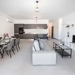 3 Bedroom Lejlighed *