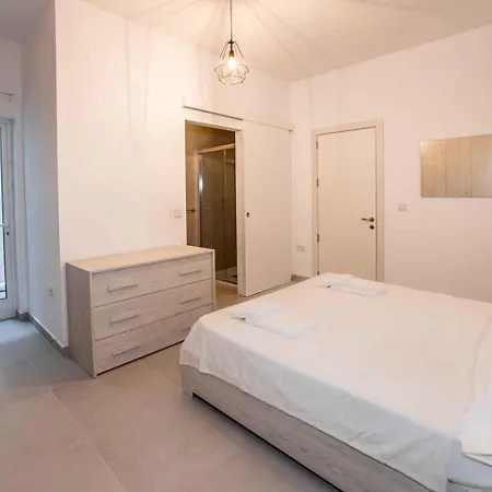 Apartment 3 Bedroom