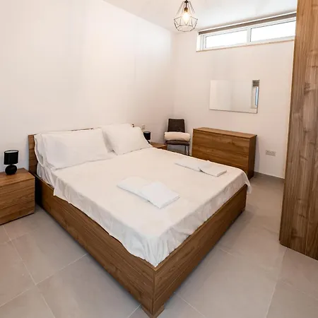 3 Bedroom Σλιέμα